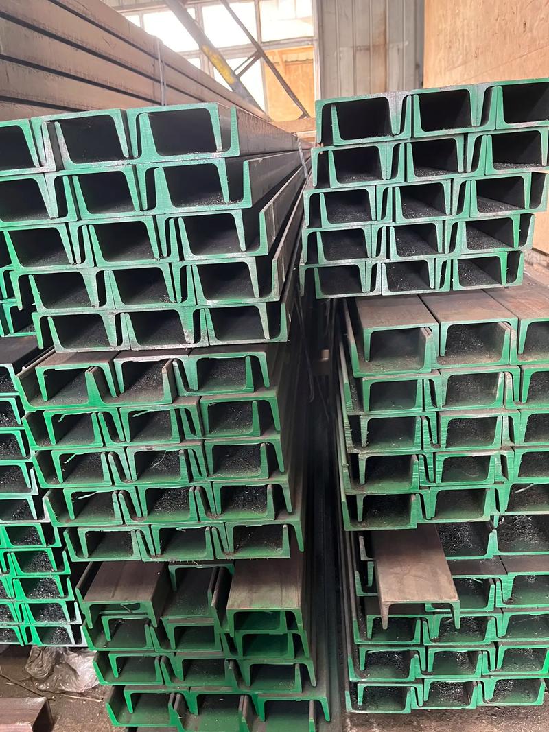 海阳幕墙槽钢插芯